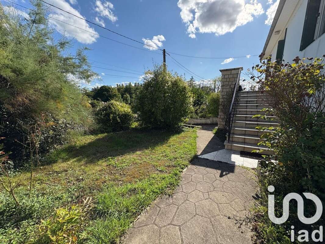 Photo 2 - Maison à JOUET-SUR-L&#039;AUBOIS