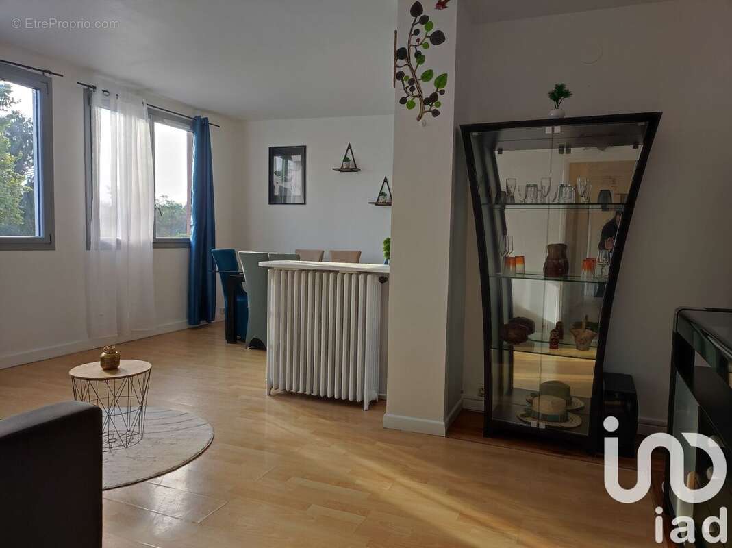 Photo 5 - Appartement à SARCELLES