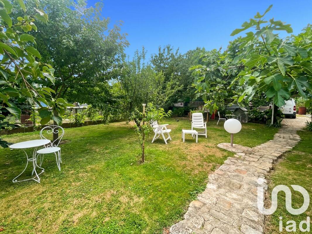 Photo 1 - Maison à DAMMARIE-LES-LYS