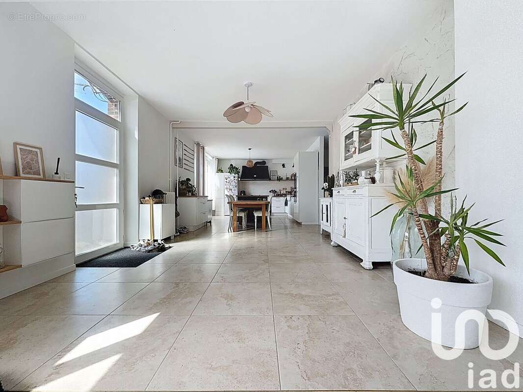 Photo 3 - Maison à SAINT-MARTIN-DE-BRETHENCOURT