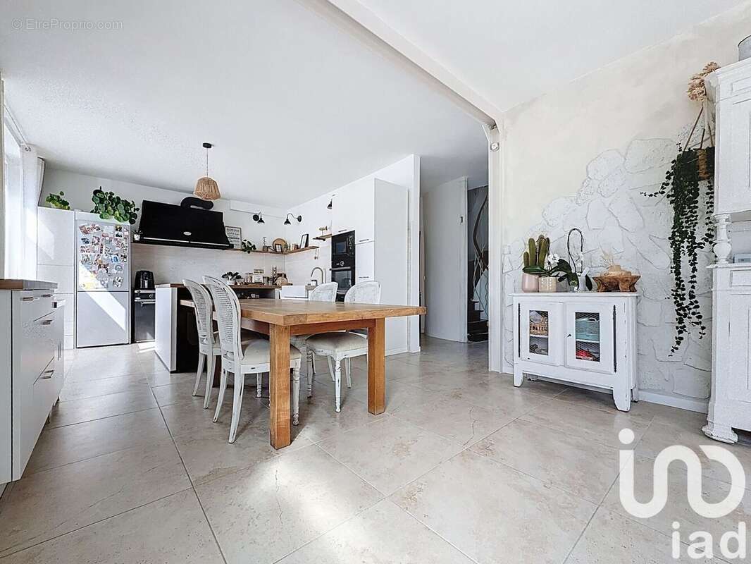 Photo 4 - Maison à SAINT-MARTIN-DE-BRETHENCOURT