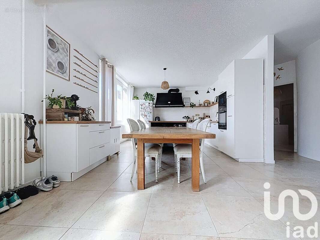 Photo 5 - Maison à SAINT-MARTIN-DE-BRETHENCOURT