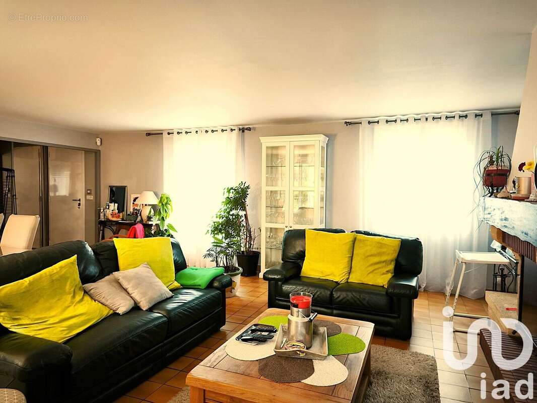 Photo 4 - Maison à SAINTE-GEMME-MORONVAL