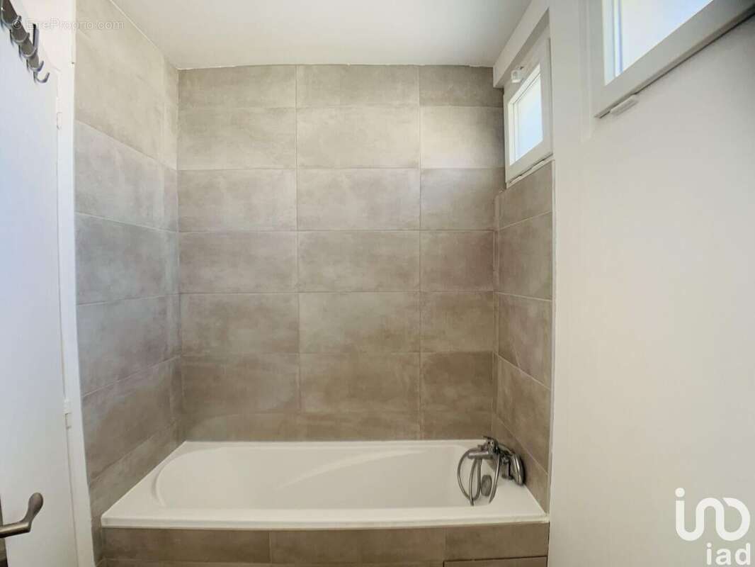 Photo 5 - Appartement à SURESNES