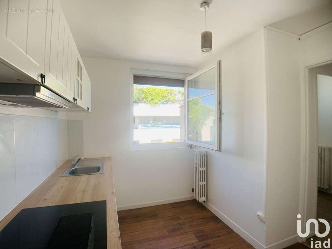 Photo 9 - Appartement à SURESNES