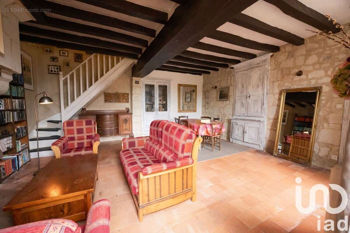 Photo 6 - Maison à LE PUY-NOTRE-DAME