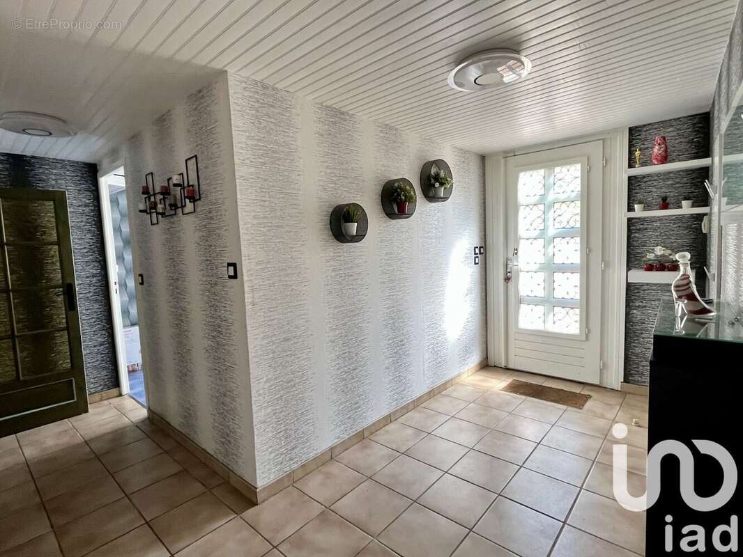 Photo 8 - Maison à MARLY-LA-VILLE