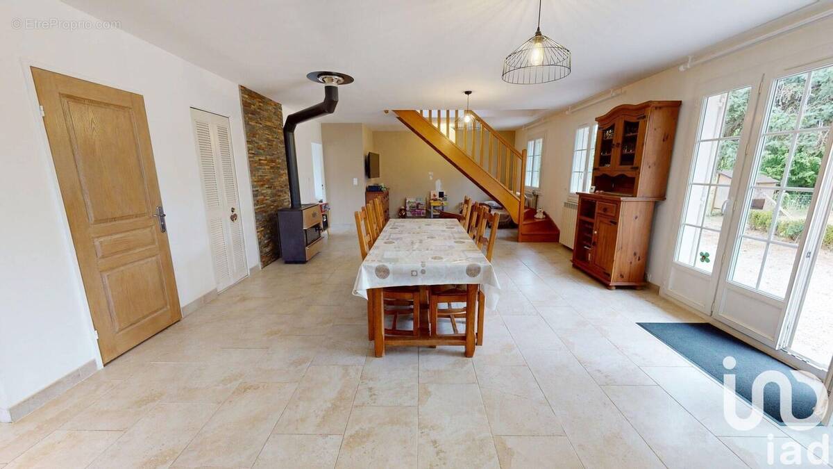 Photo 1 - Maison à CHEVRY-EN-SEREINE