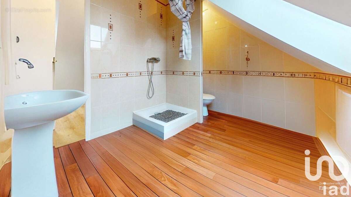 Photo 8 - Maison à CHEVRY-EN-SEREINE