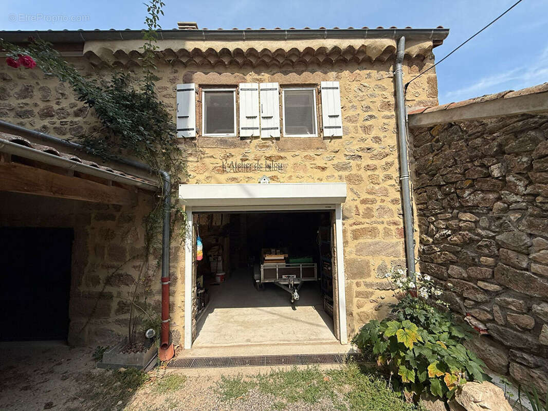 Maison à ALBOUSSIERE