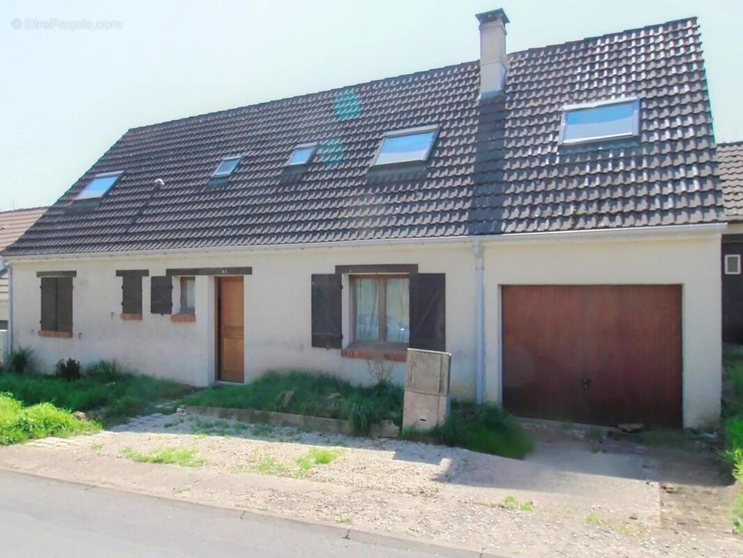 Photo 1 - Maison à JOUY-LE-MOUTIER