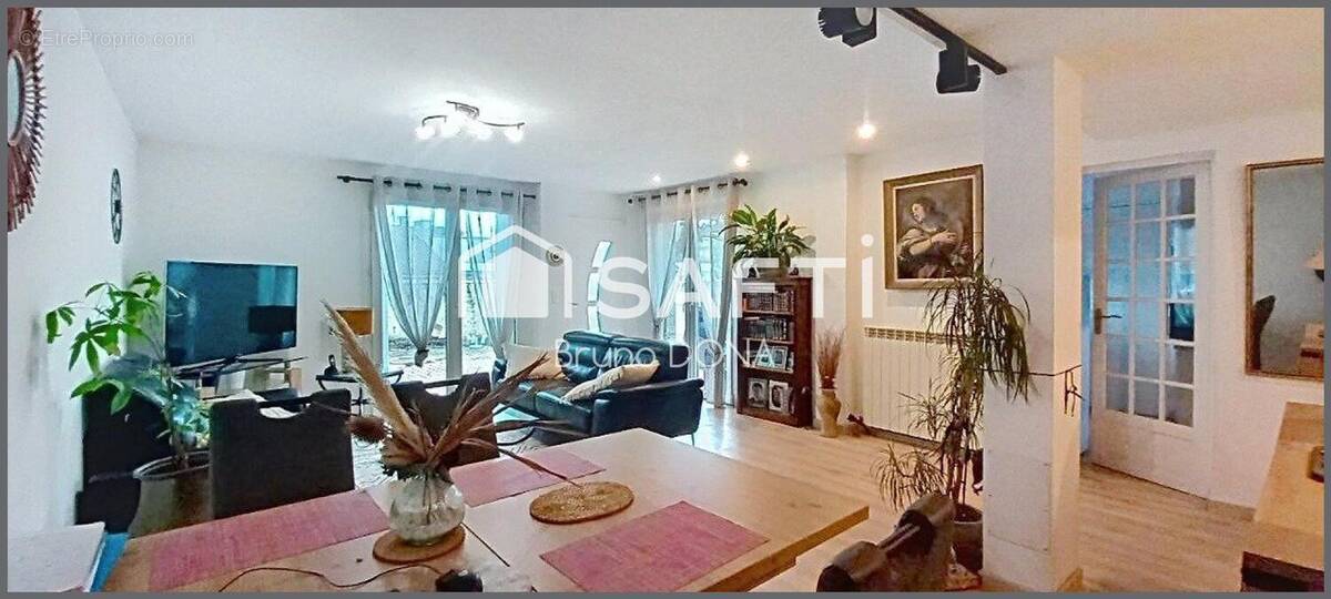 Photo 1 - Maison à BEZIERS