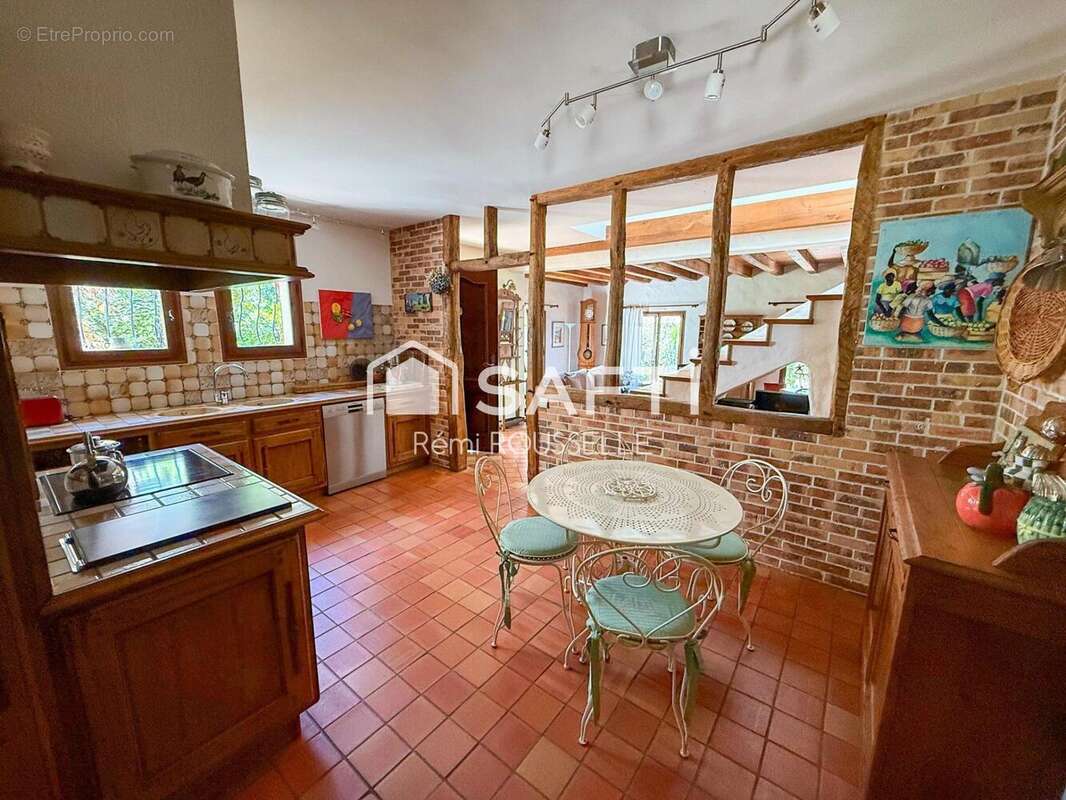 Photo 8 - Maison à SAINT-SULPICE-ET-CAMEYRAC