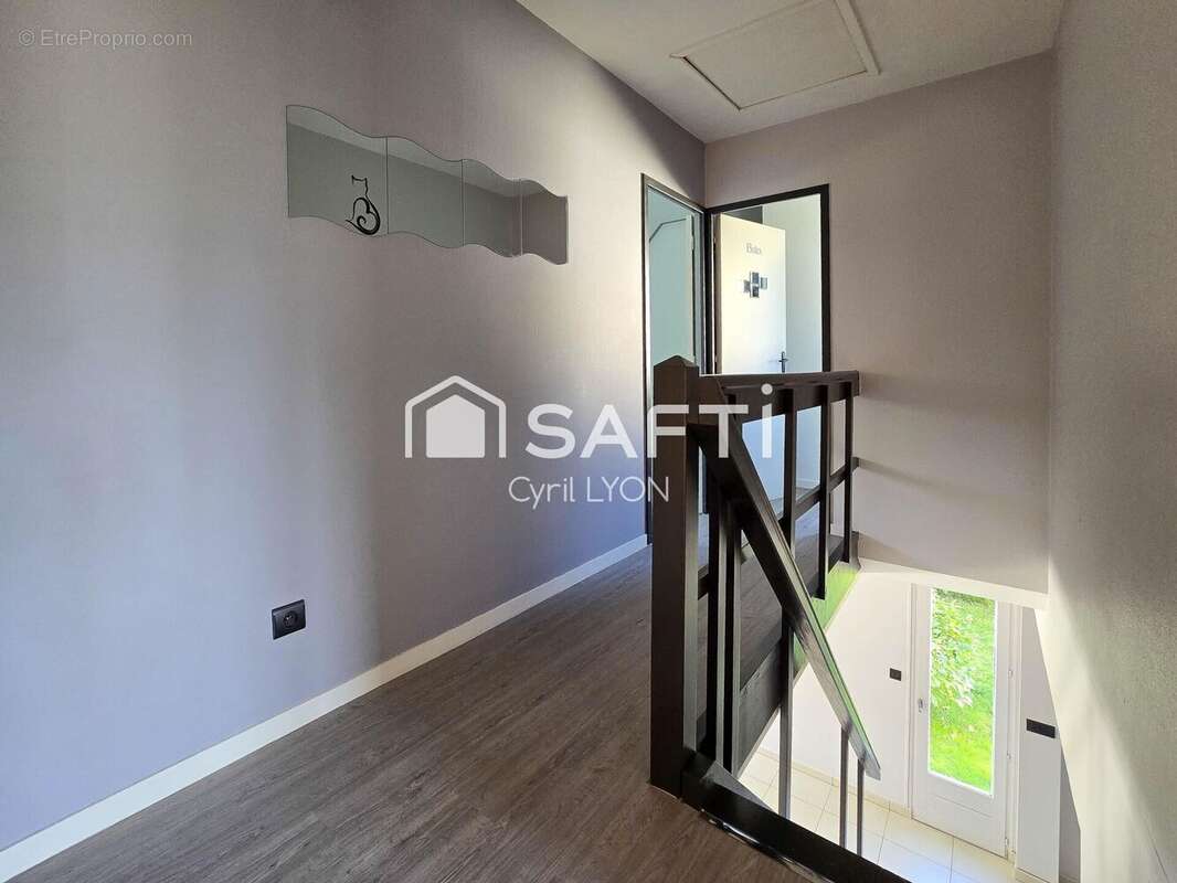 Photo 6 - Maison à SAINT-CLEMENT-DES-LEVEES