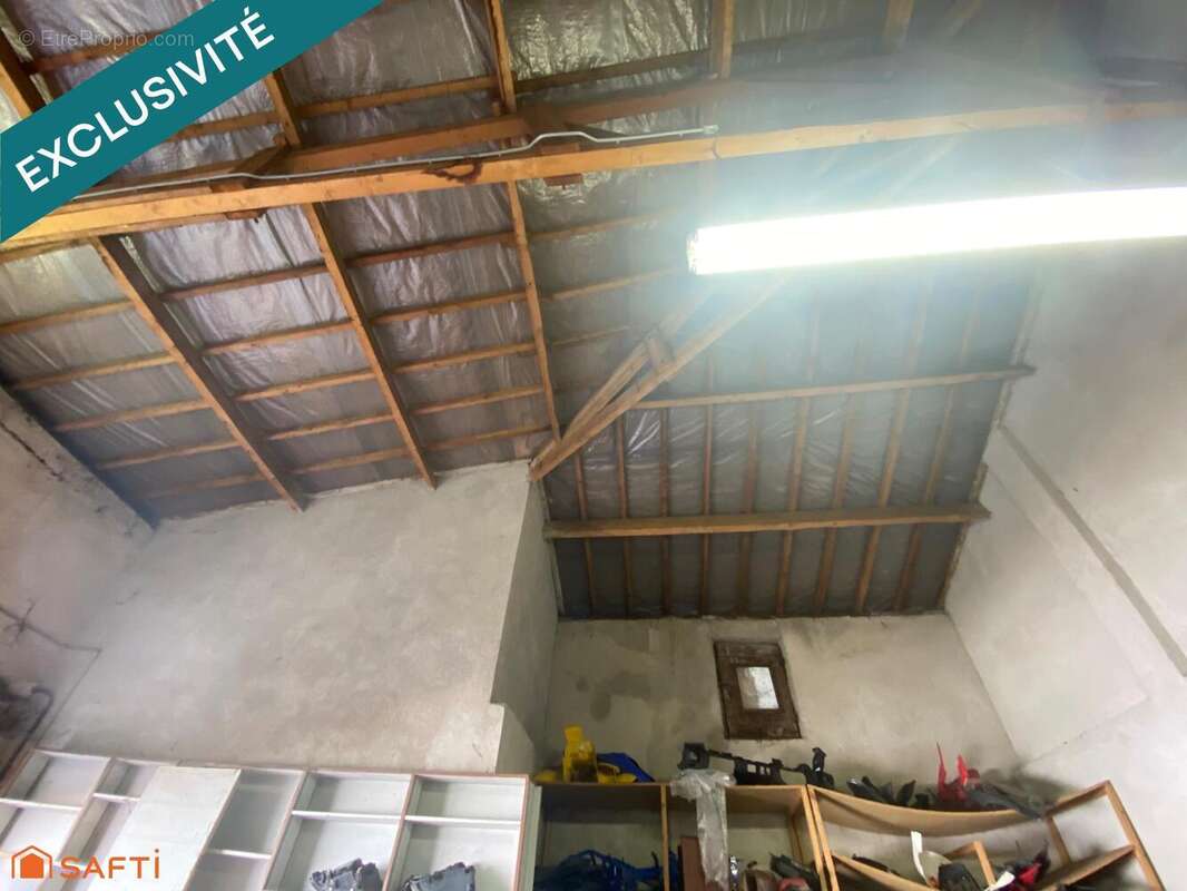 Photo 2 - Parking à VILLENEUVE-SUR-LOT