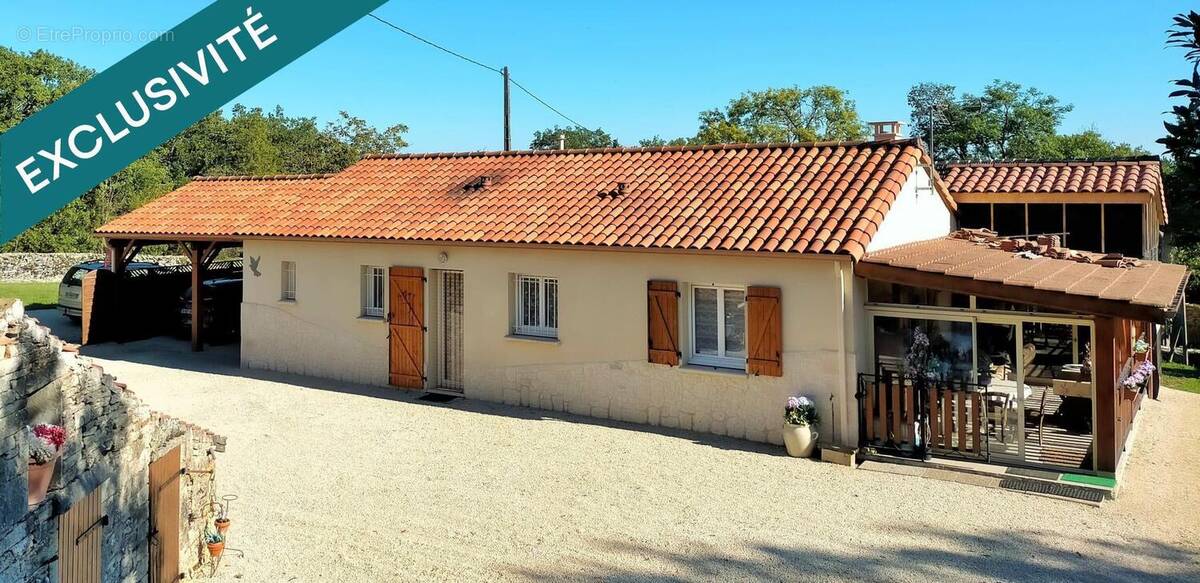 Photo 1 - Maison à CRAYSSAC