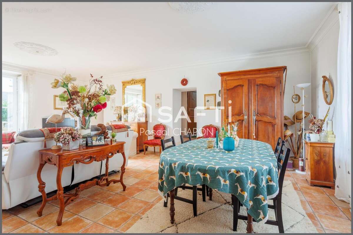 Photo 4 - Maison à ETRELLES