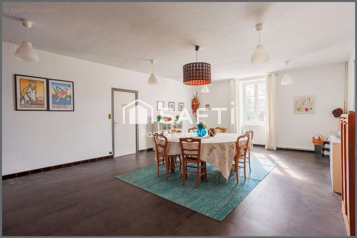 Photo 8 - Maison à ETRELLES