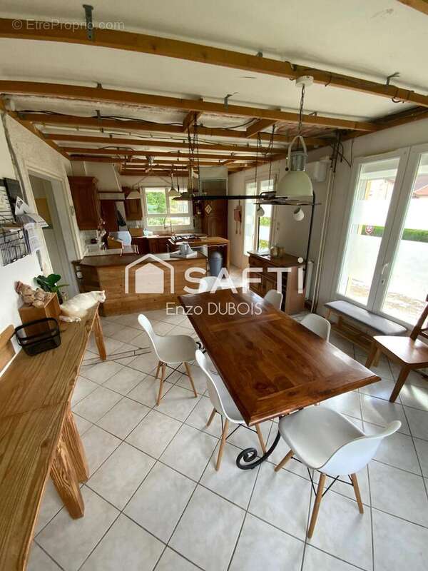 Photo 3 - Maison à ERIZE-LA-BRULEE