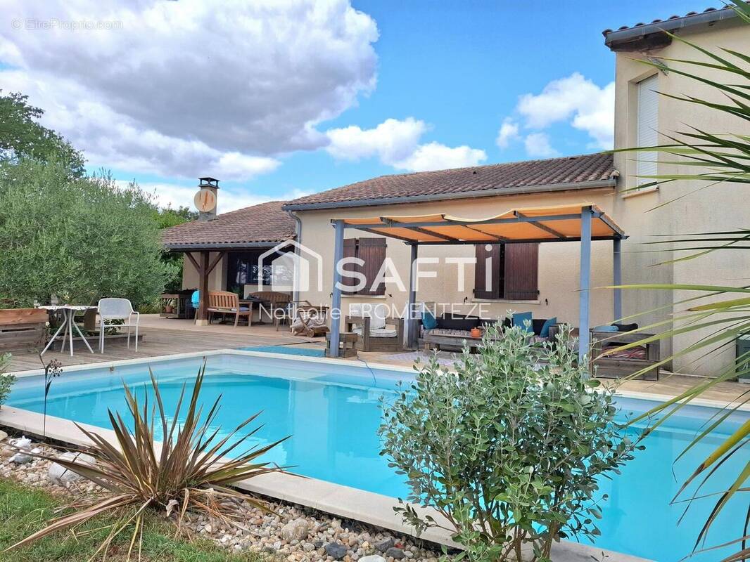 Photo 1 - Maison à CALAMANE