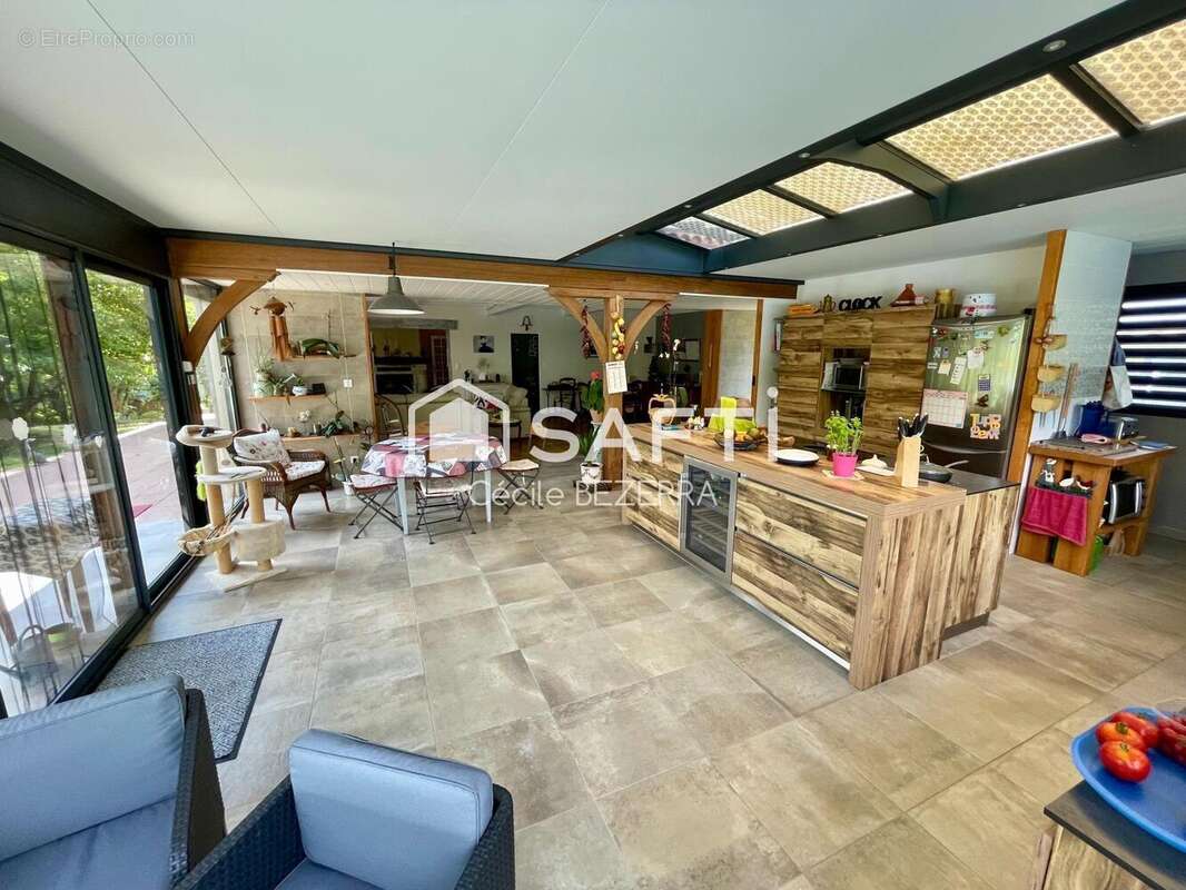 Photo 4 - Maison à REANS