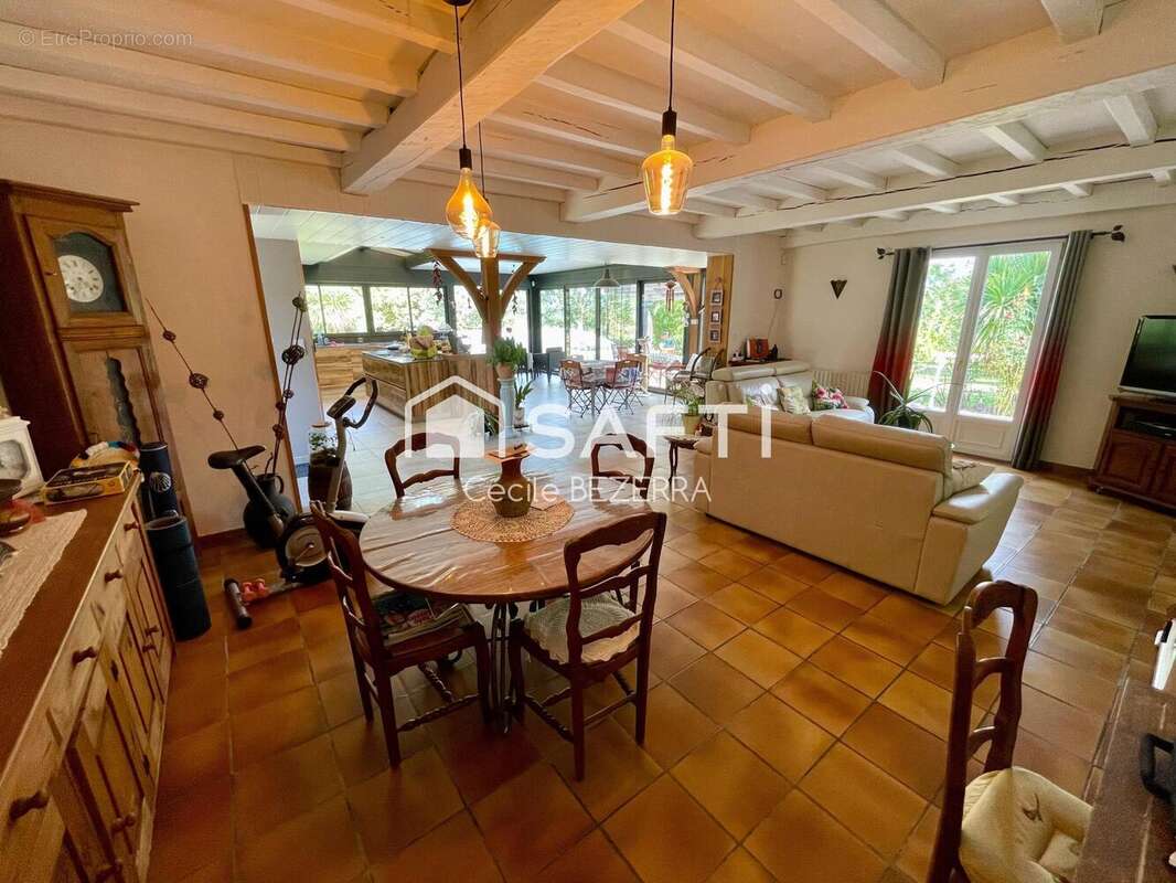 Photo 6 - Maison à REANS