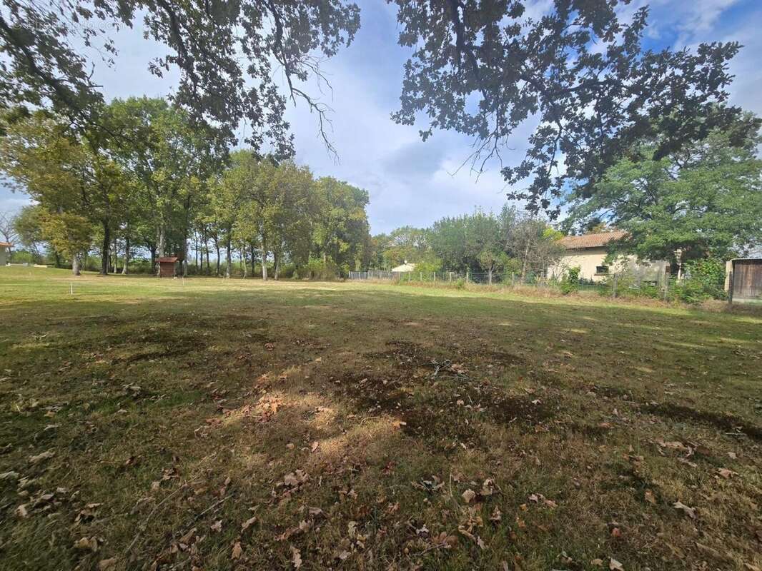 Photo 2 - Terrain à SAINT-JEAN-D&#039;ILLAC