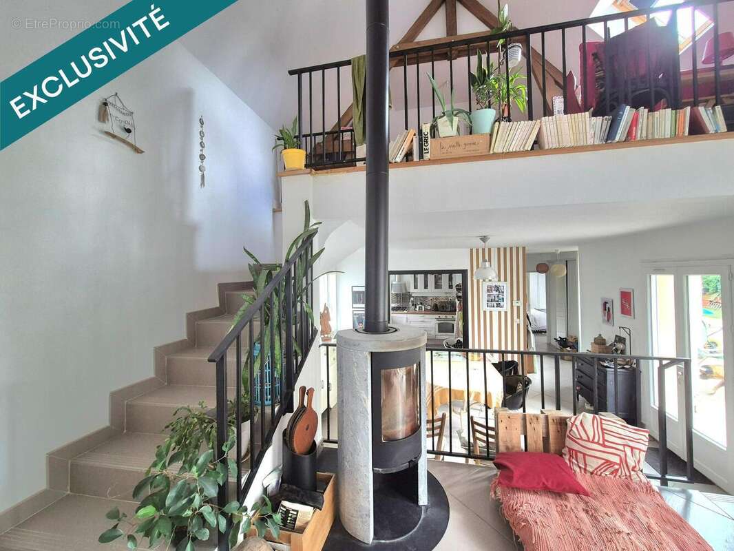 Photo 6 - Maison à VERT