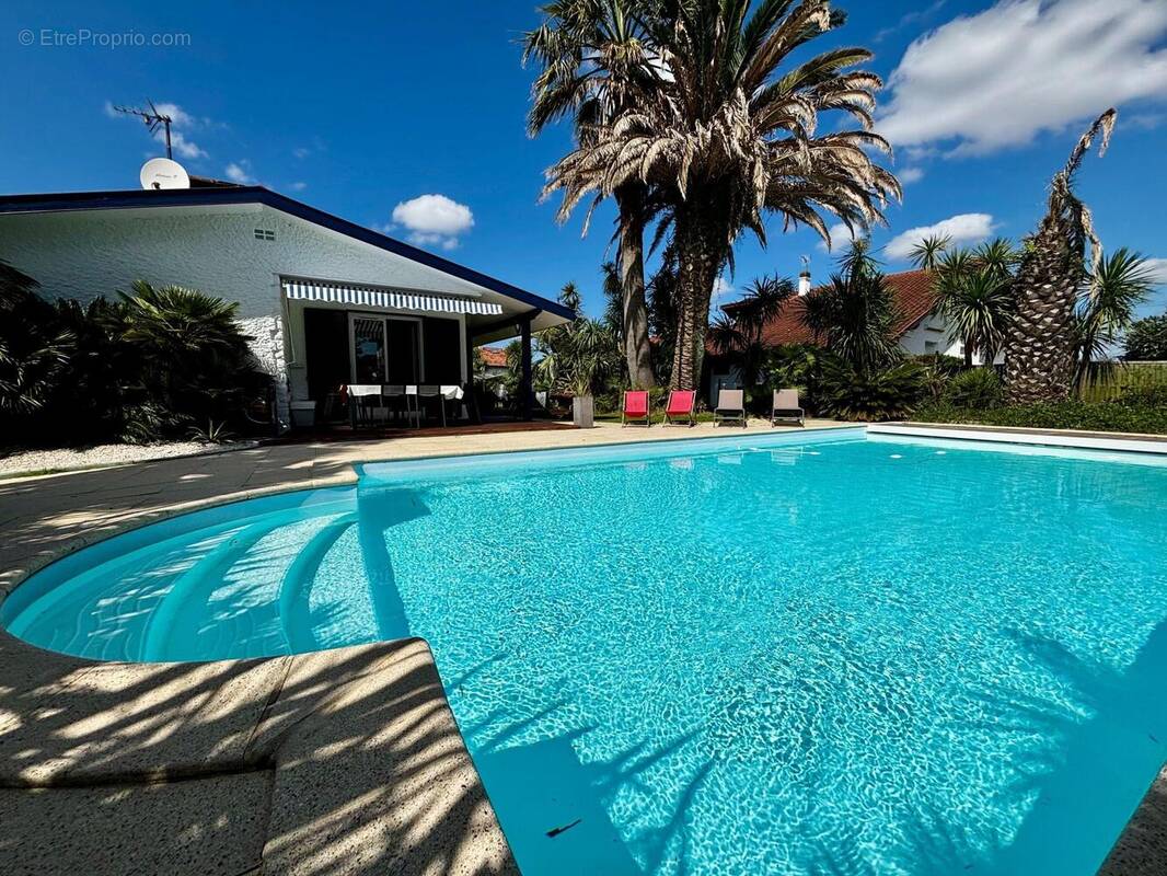 Photo 1 - Maison à ARCANGUES