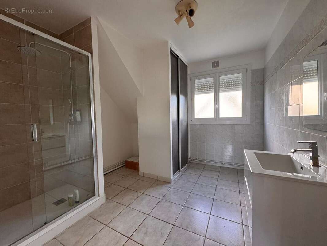 Photo 9 - Maison à ROMENY-SUR-MARNE