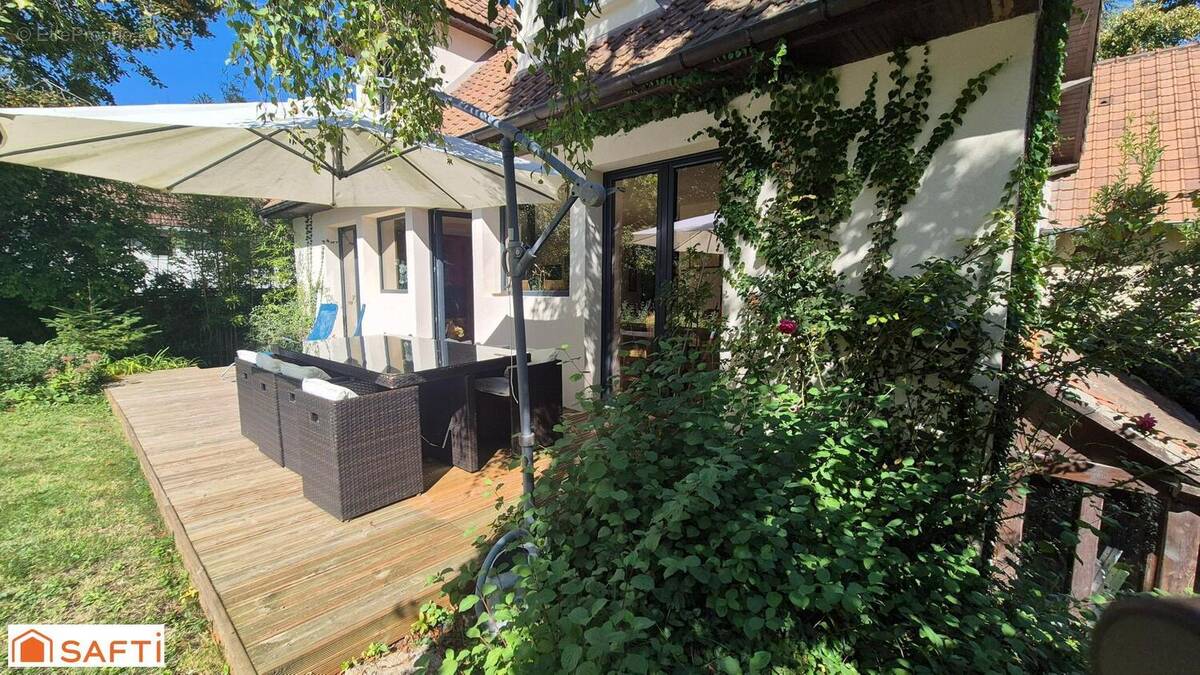 Photo 1 - Maison à SAINT-ARNOULT-EN-YVELINES