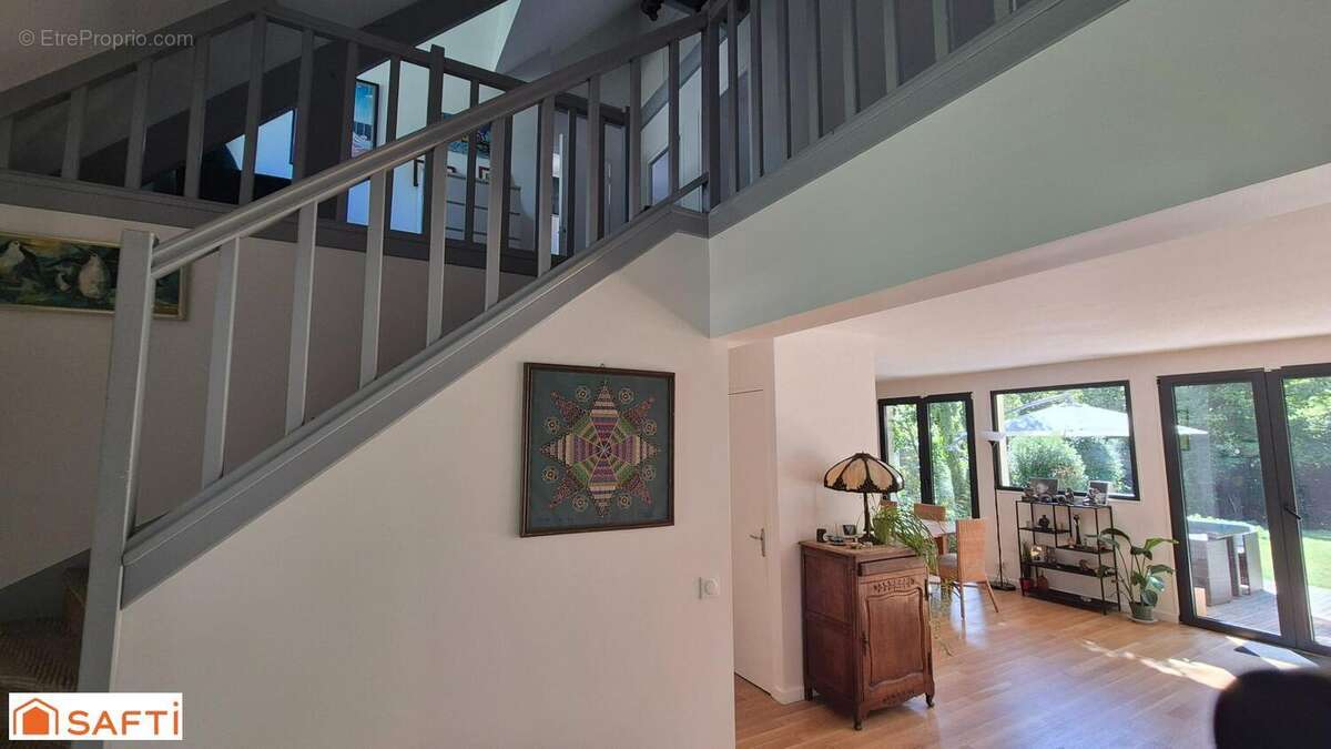 Photo 9 - Maison à SAINT-ARNOULT-EN-YVELINES