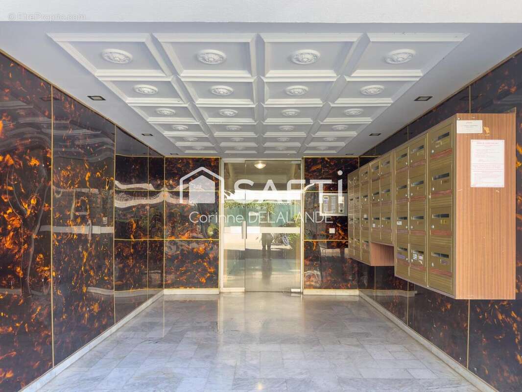 Photo 7 - Appartement à SAINT-LAURENT-DU-VAR