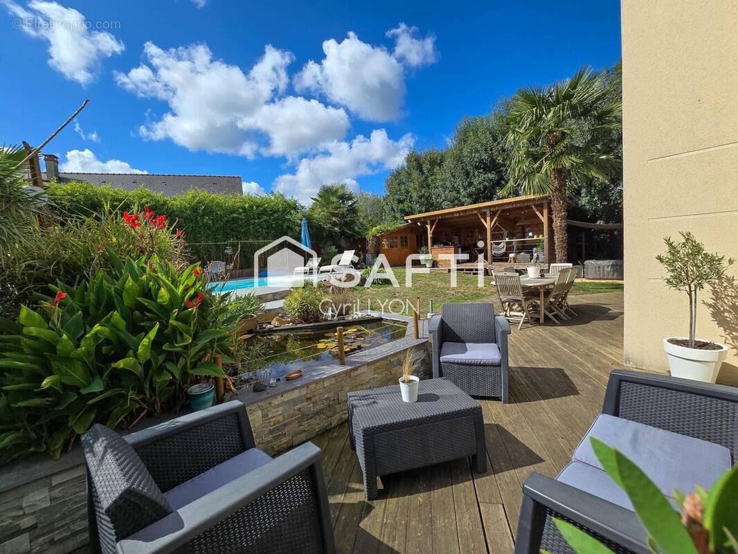 Photo 1 - Maison à SAINT-SULPICE