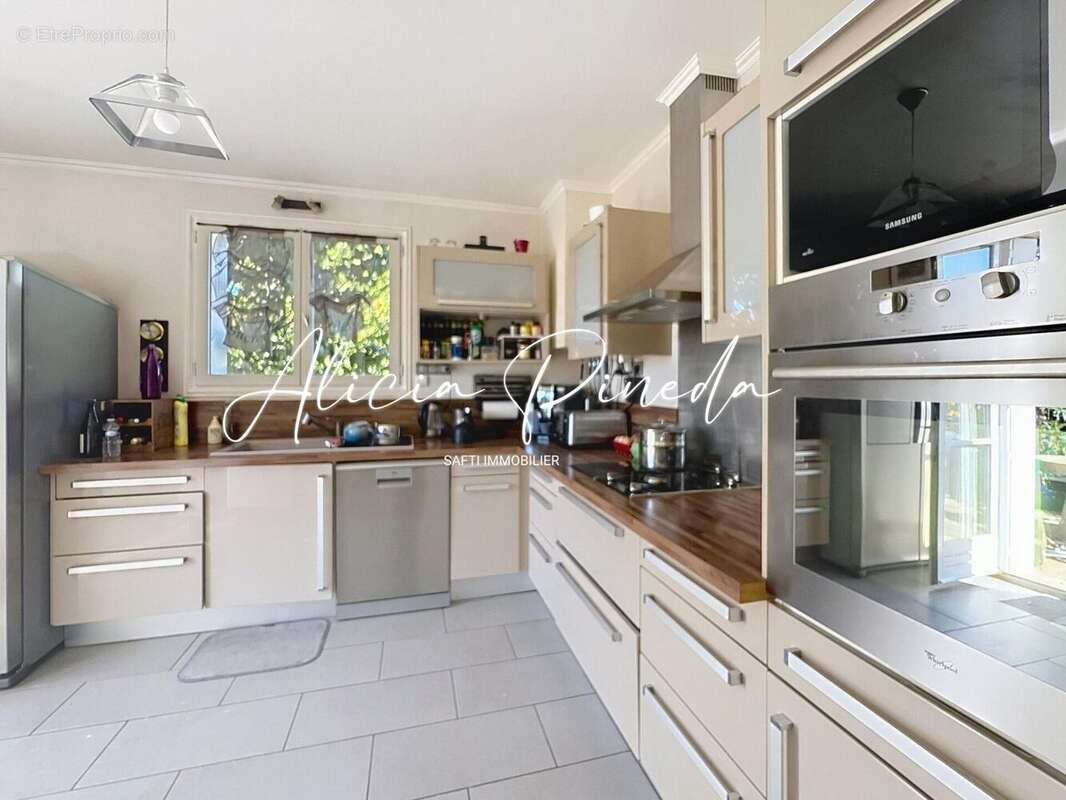 Photo 4 - Maison à LES ALLUETS-LE-ROI