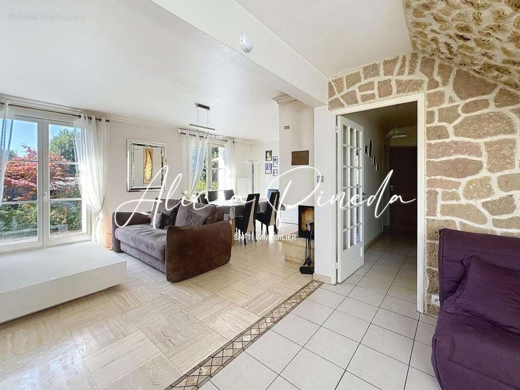 Photo 5 - Maison à LES ALLUETS-LE-ROI