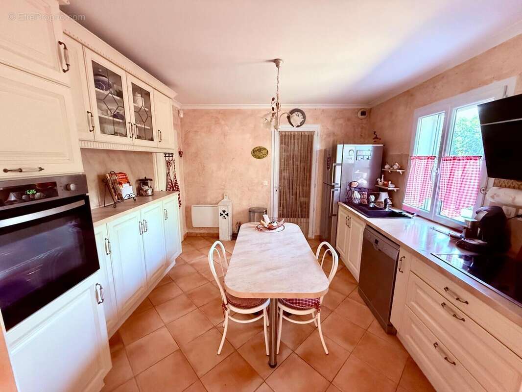 Photo 4 - Maison à LE MUY