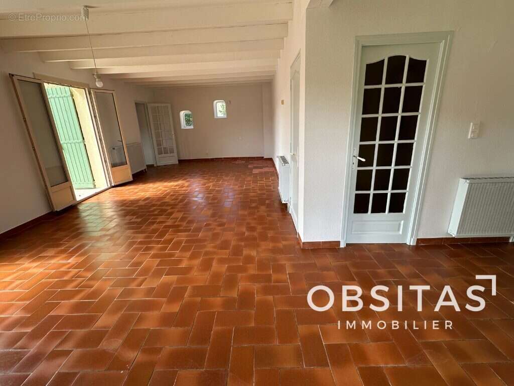 Maison à SAINT-MAIME