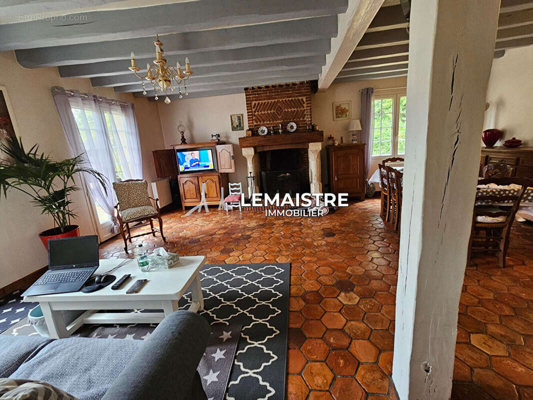 Maison à SAINT-LAURENT-DE-BREVEDENT