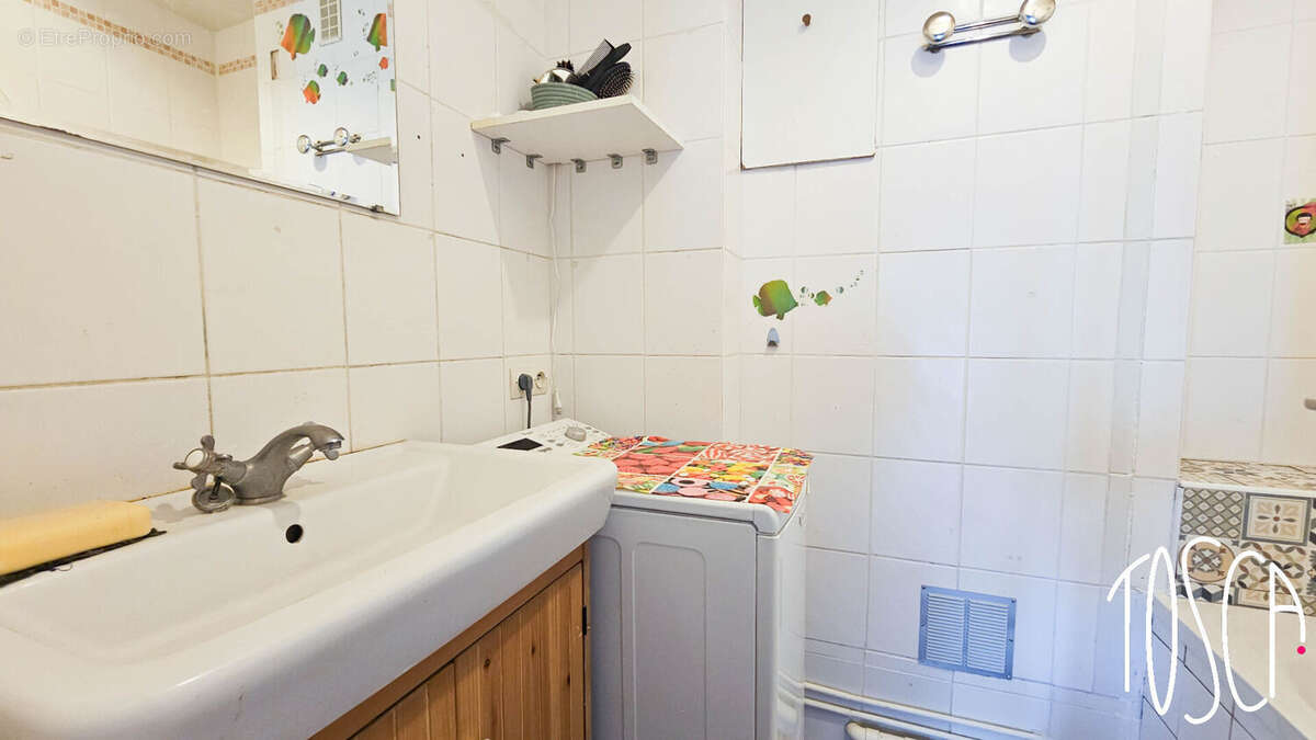 Appartement à FRESNES