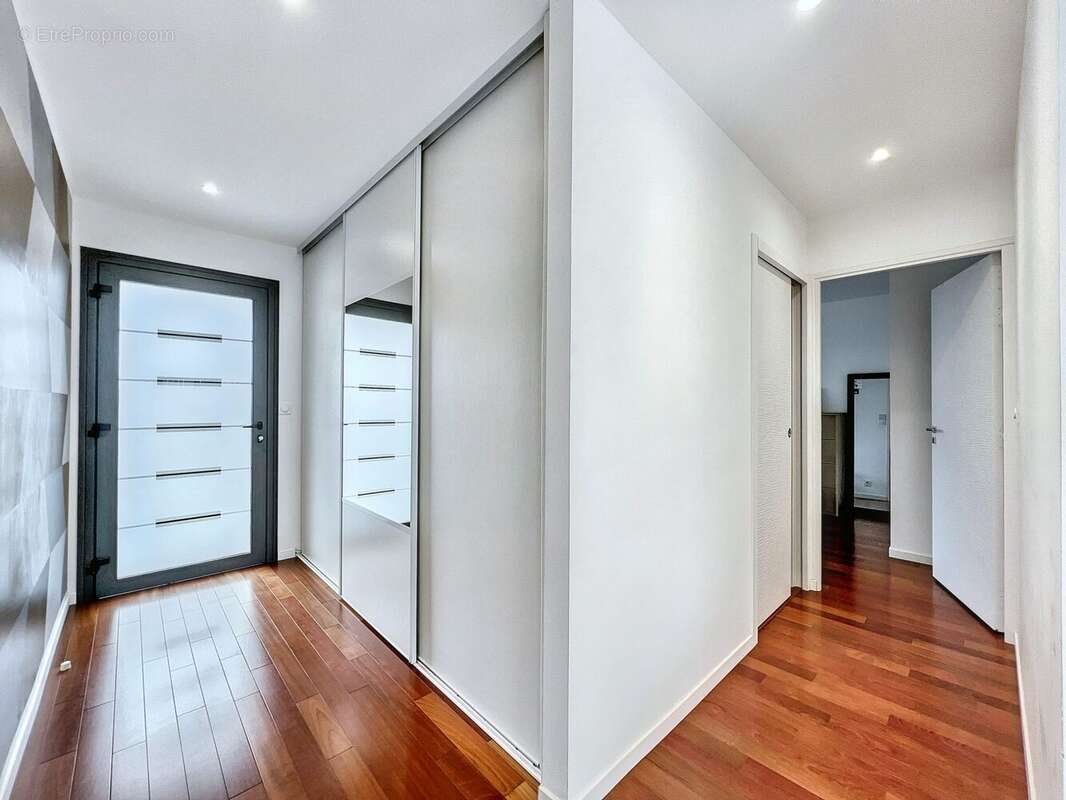 Maison à VERN-SUR-SEICHE