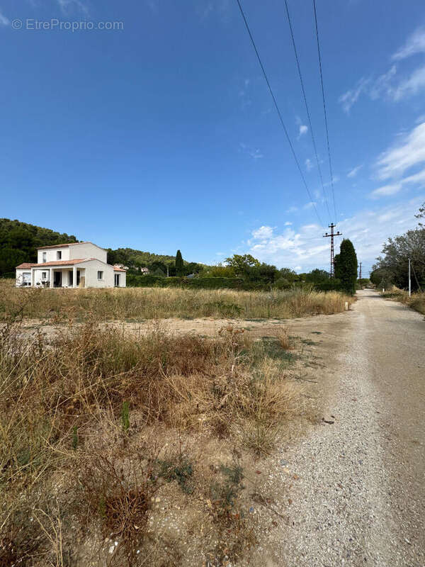 Terrain à VILLELAURE