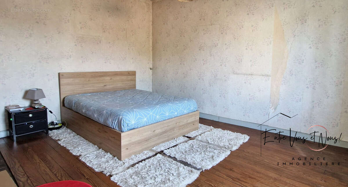 Maison à SAINT-SYMPHORIEN