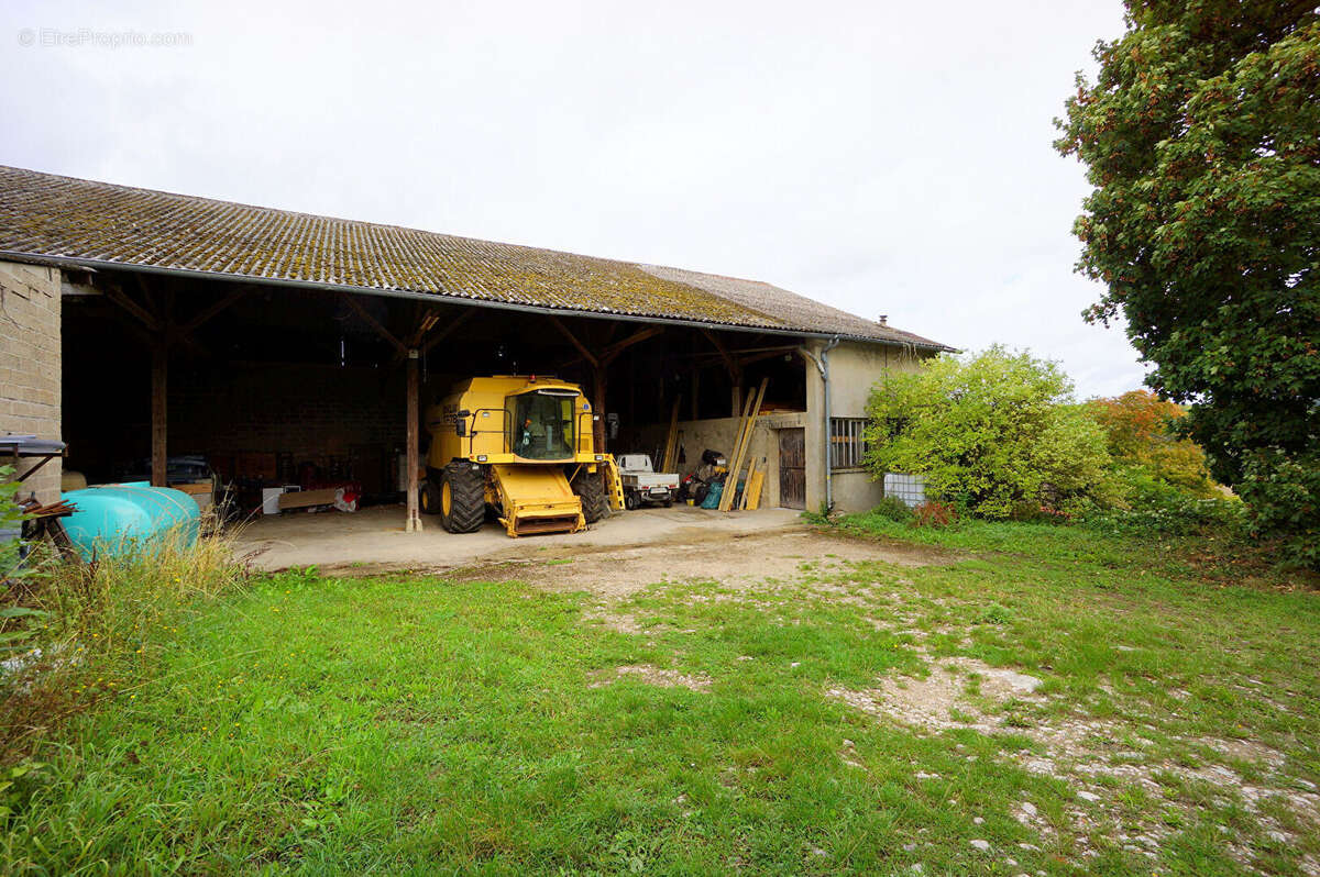 Commerce à GUERVILLE