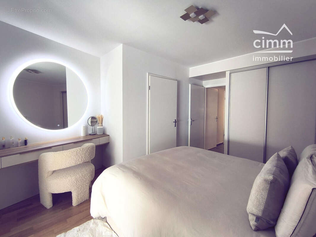 Appartement à CHALLES-LES-EAUX