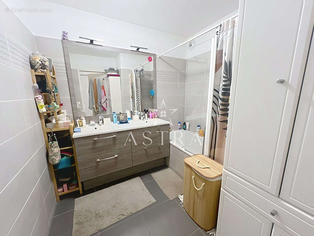 Appartement à CHATENAY-MALABRY