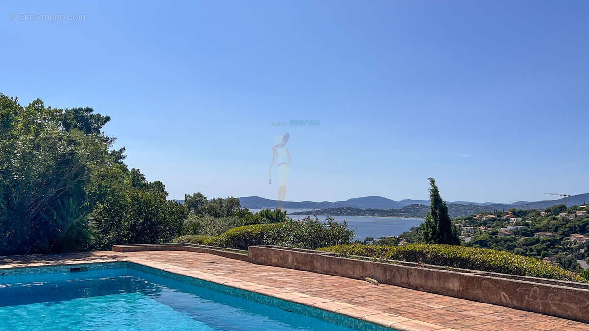 Maison à LES ISSAMBRES