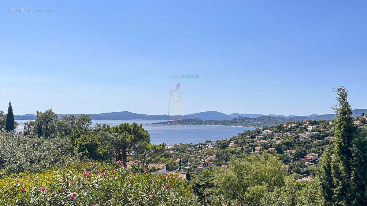 Maison à LES ISSAMBRES