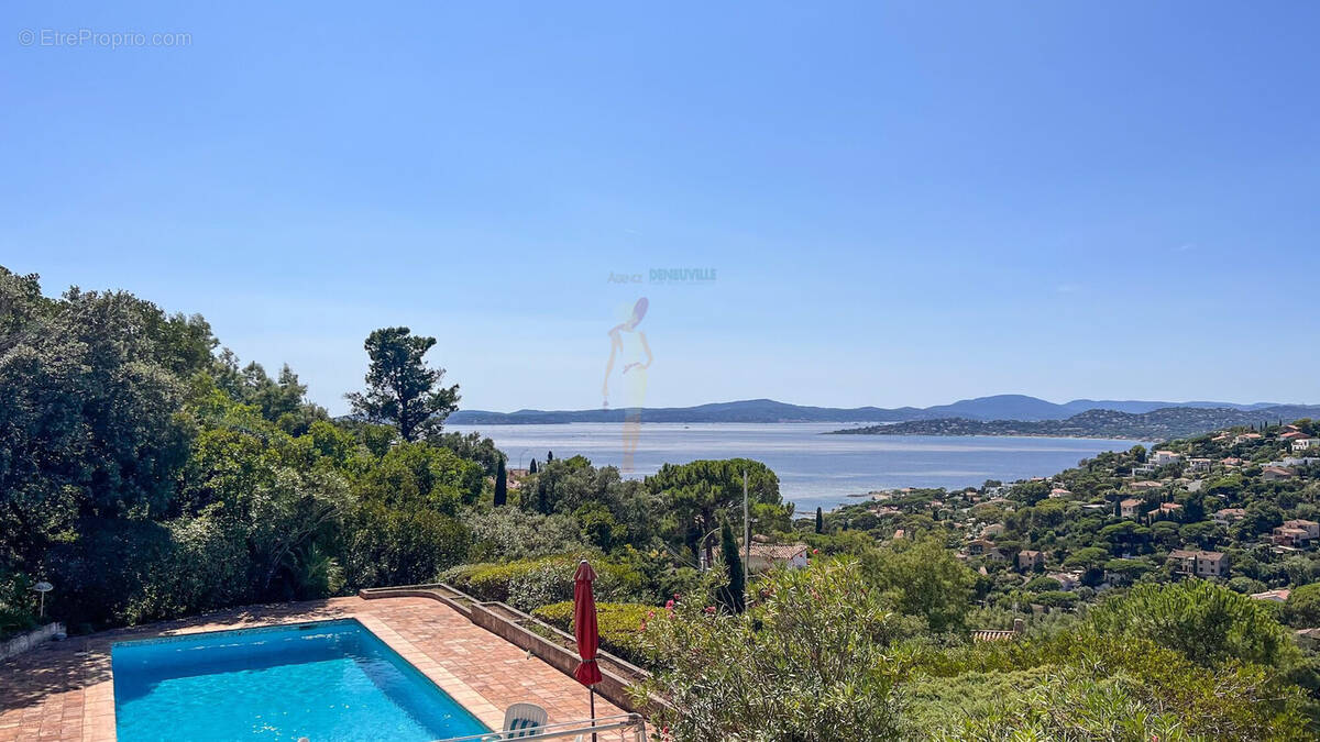 Maison à LES ISSAMBRES