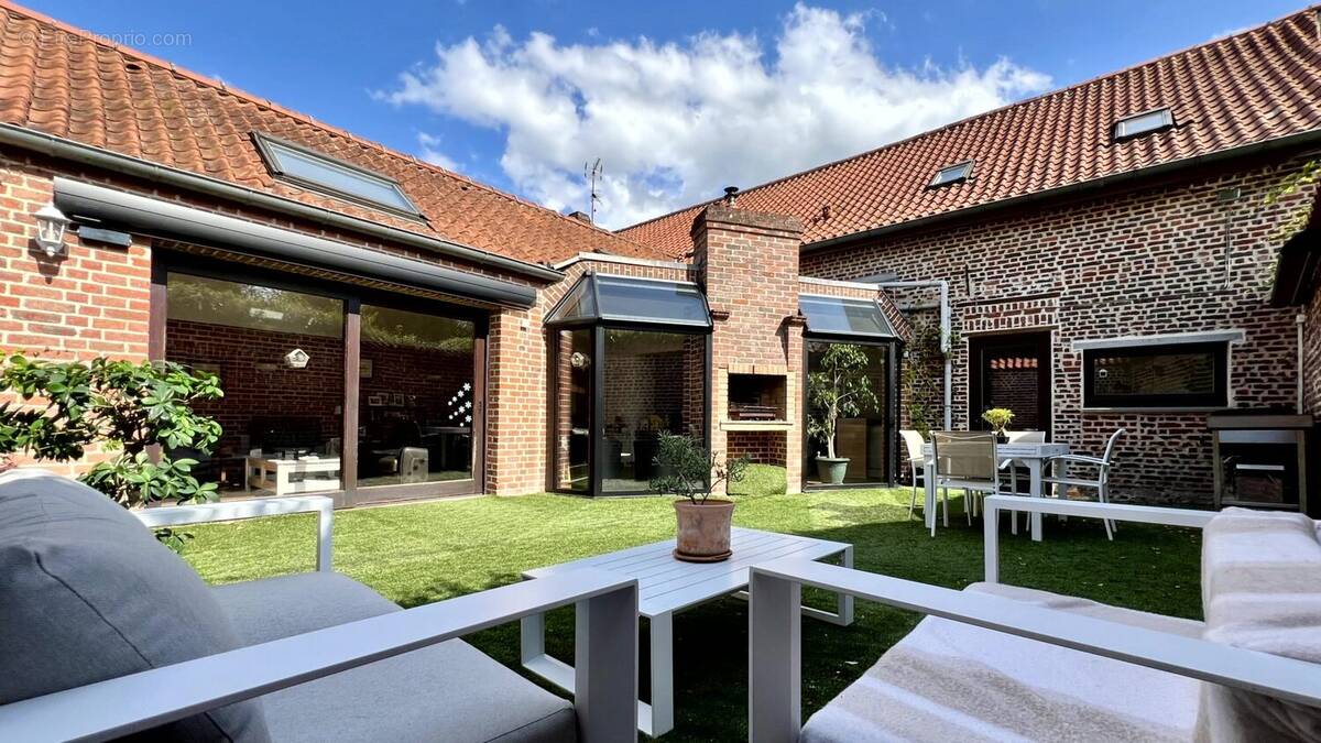 Maison à CAPPELLE-EN-PEVELE